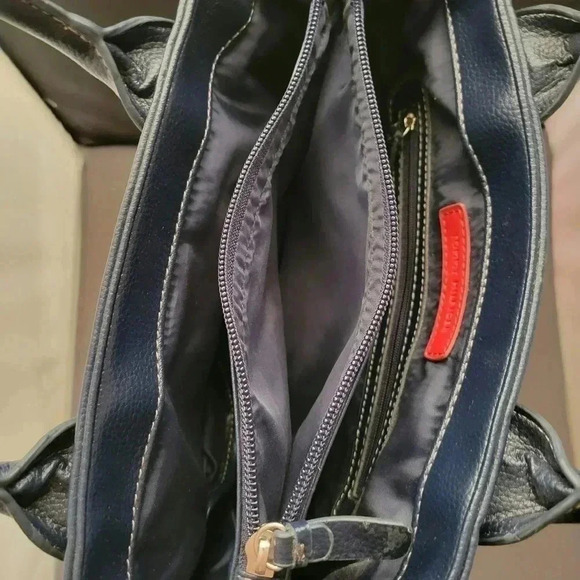 Tommy Hilfiger sholder Purse NWOT - Picture 7 of 8